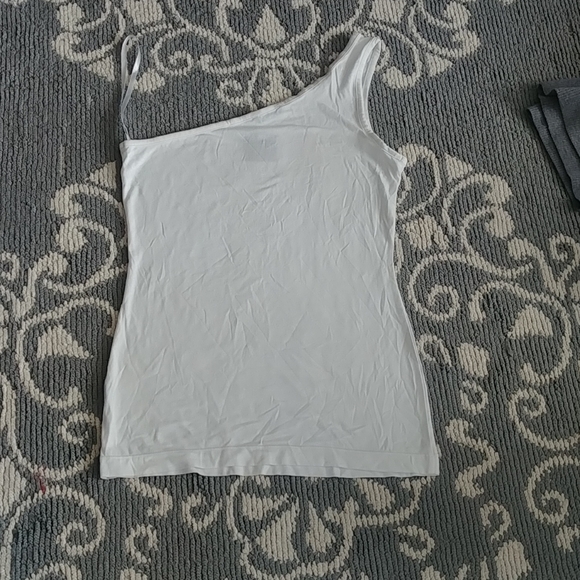 🇲🇨NWT CLUB MONACO ONE SHOULDER - MAKE AN OFFER! - Picture 1 of 3